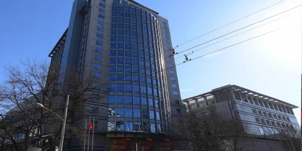 北矿磁材科技用香蕉视频黄下载气流筛解决磁性材料的精度、细度及环境污染问题